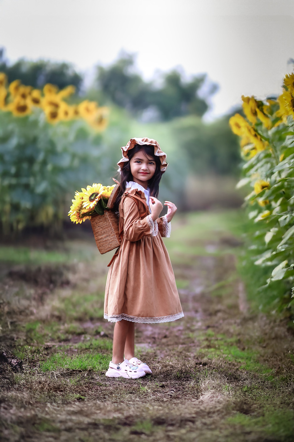 Sunflower girl (1)_1