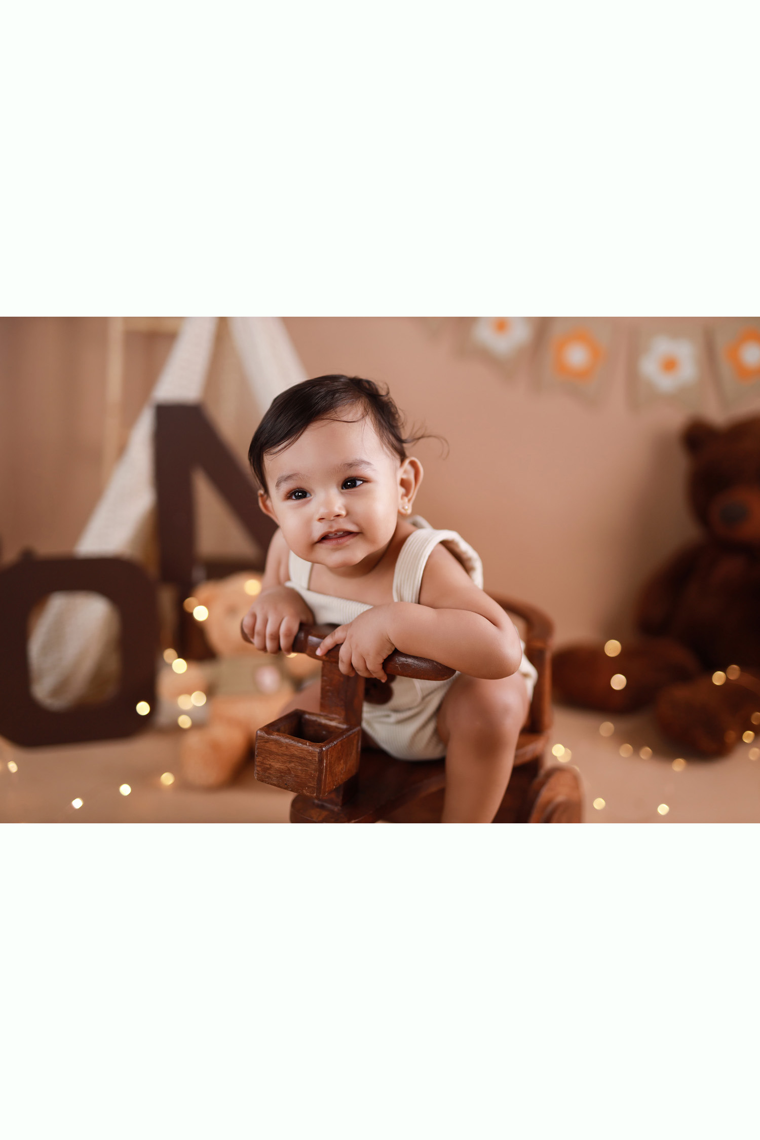 Boho-Tent-with-Teddies-2