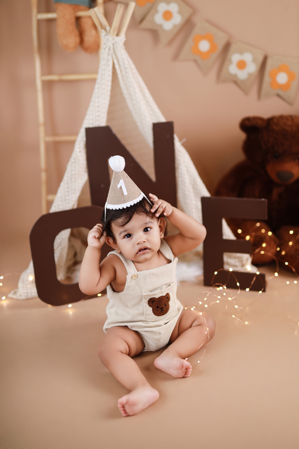 Boho-Tent-with-Teddies-3