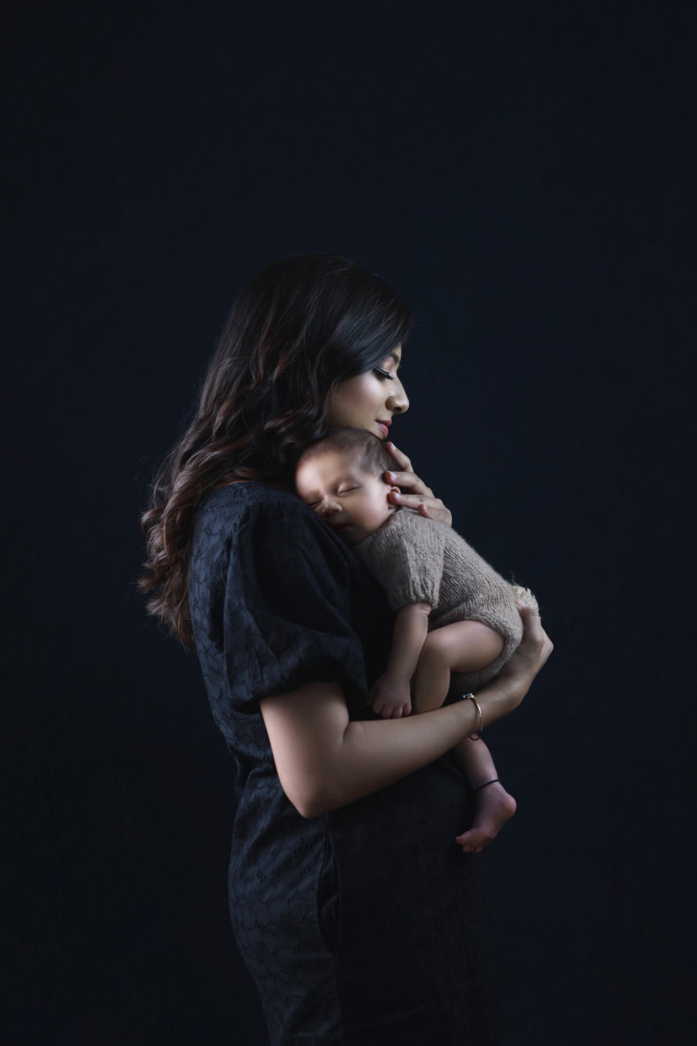 Gray-background-potraits-2