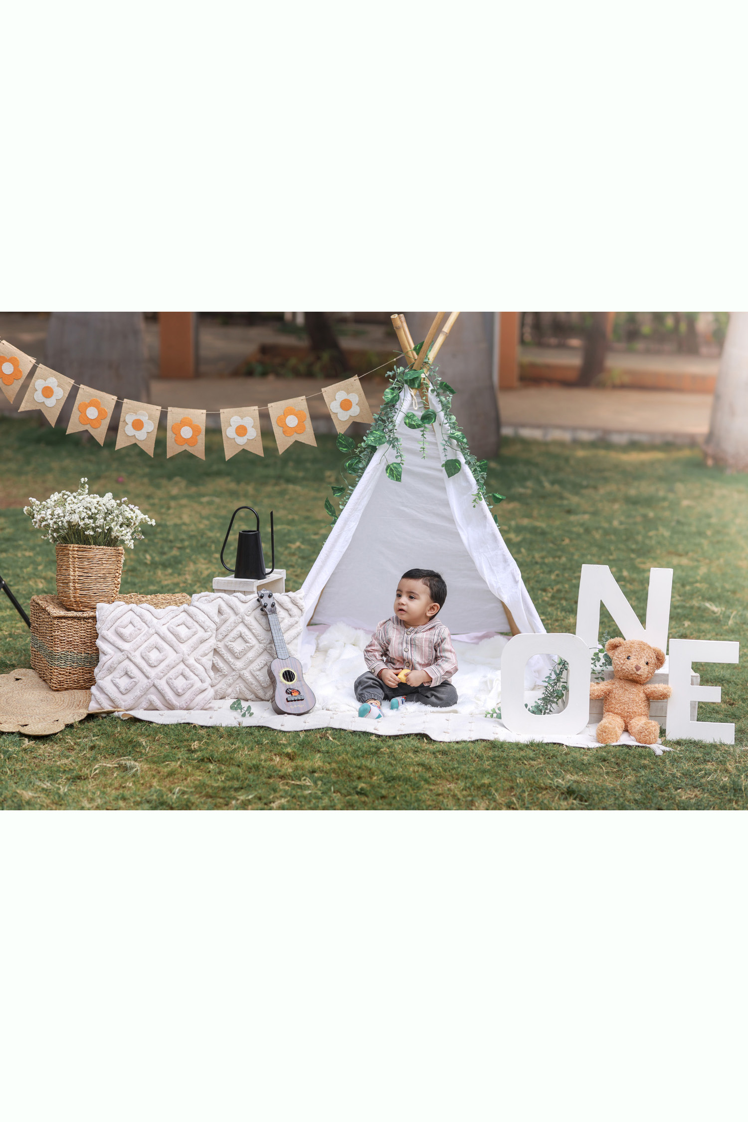 tent-theme-2